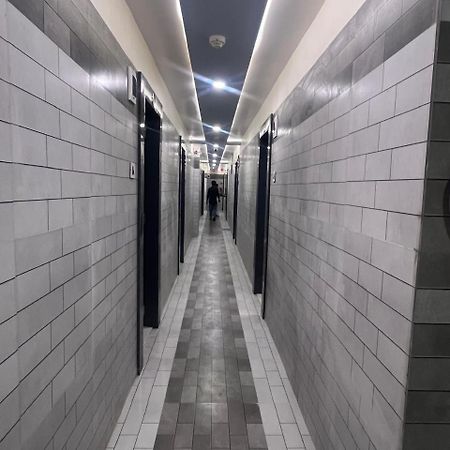 Hotel Hampton Vyara Екстер'єр фото